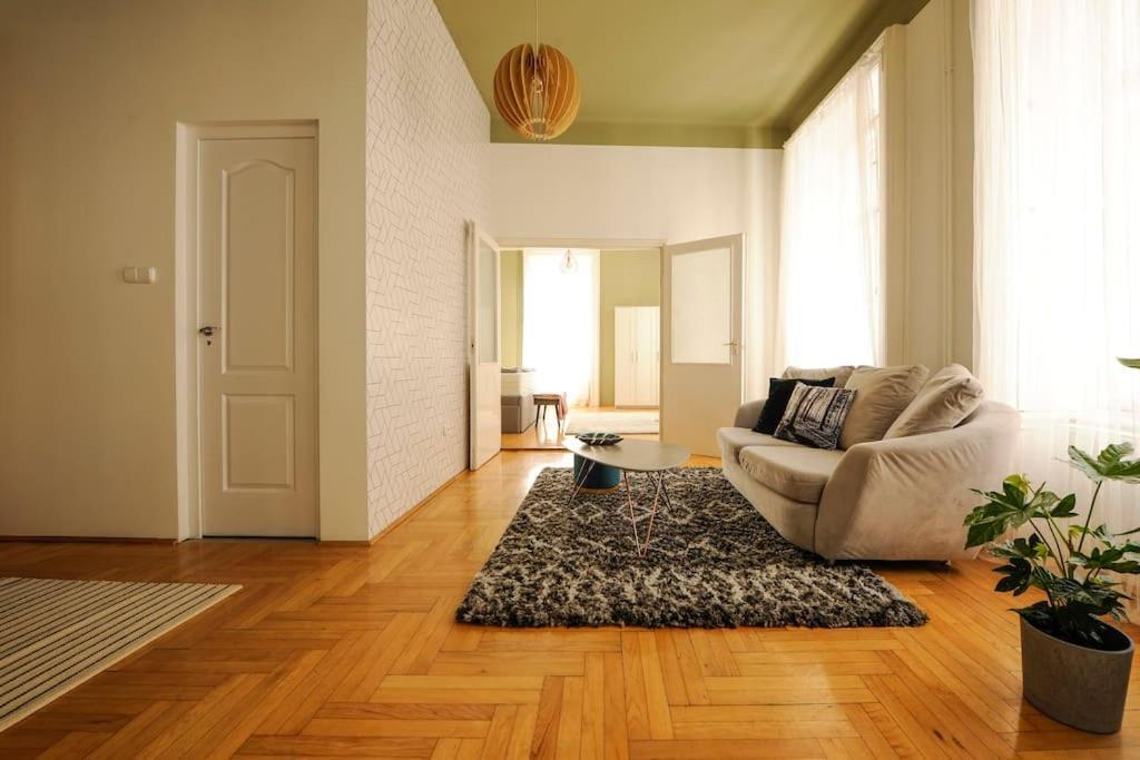 Апартаменты Danubio **** 3 Bedrooms - Next To The River Будапешт